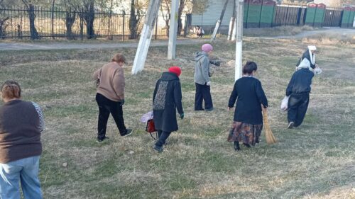 Субботник в Алексеевской общеобразовательной школе.